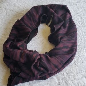 Lululemon Vinyasa Red Wine Printed Multiway Snap Button Scarf Wrap